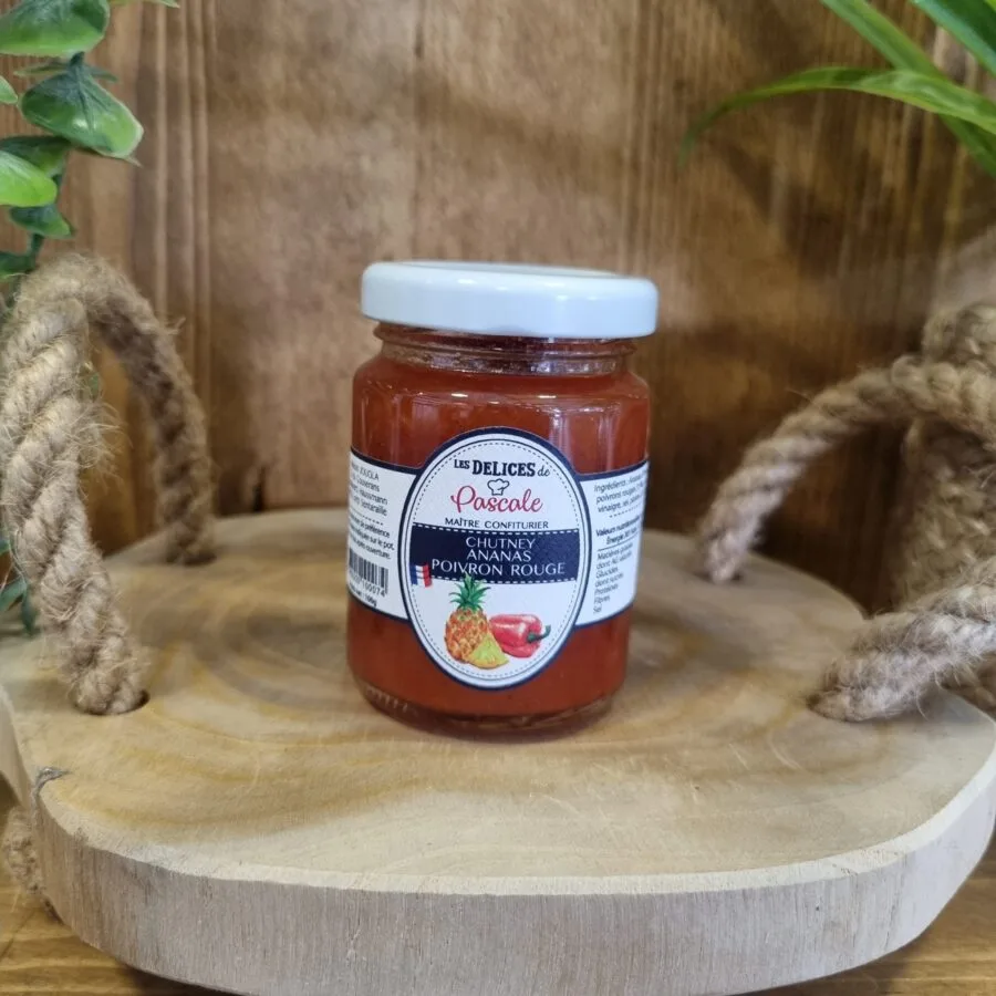 Pineapple and red pepper chutney